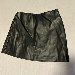 Abercrombie & Fitch Black Mini Skort